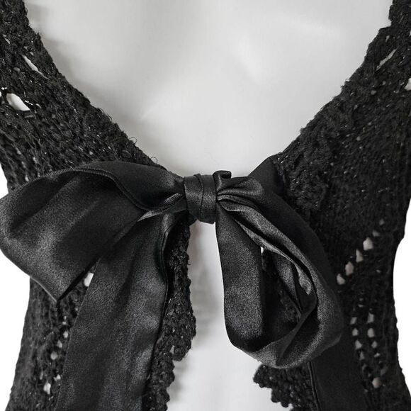 dark coquette crochet bow top - Picture 3 of 7